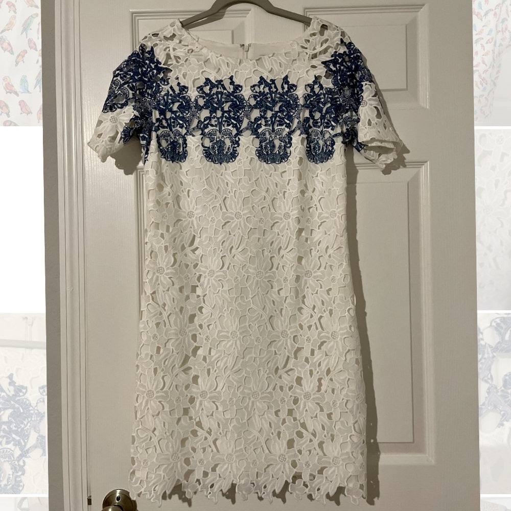 NWT Belle Badgley Mischka white floral dress